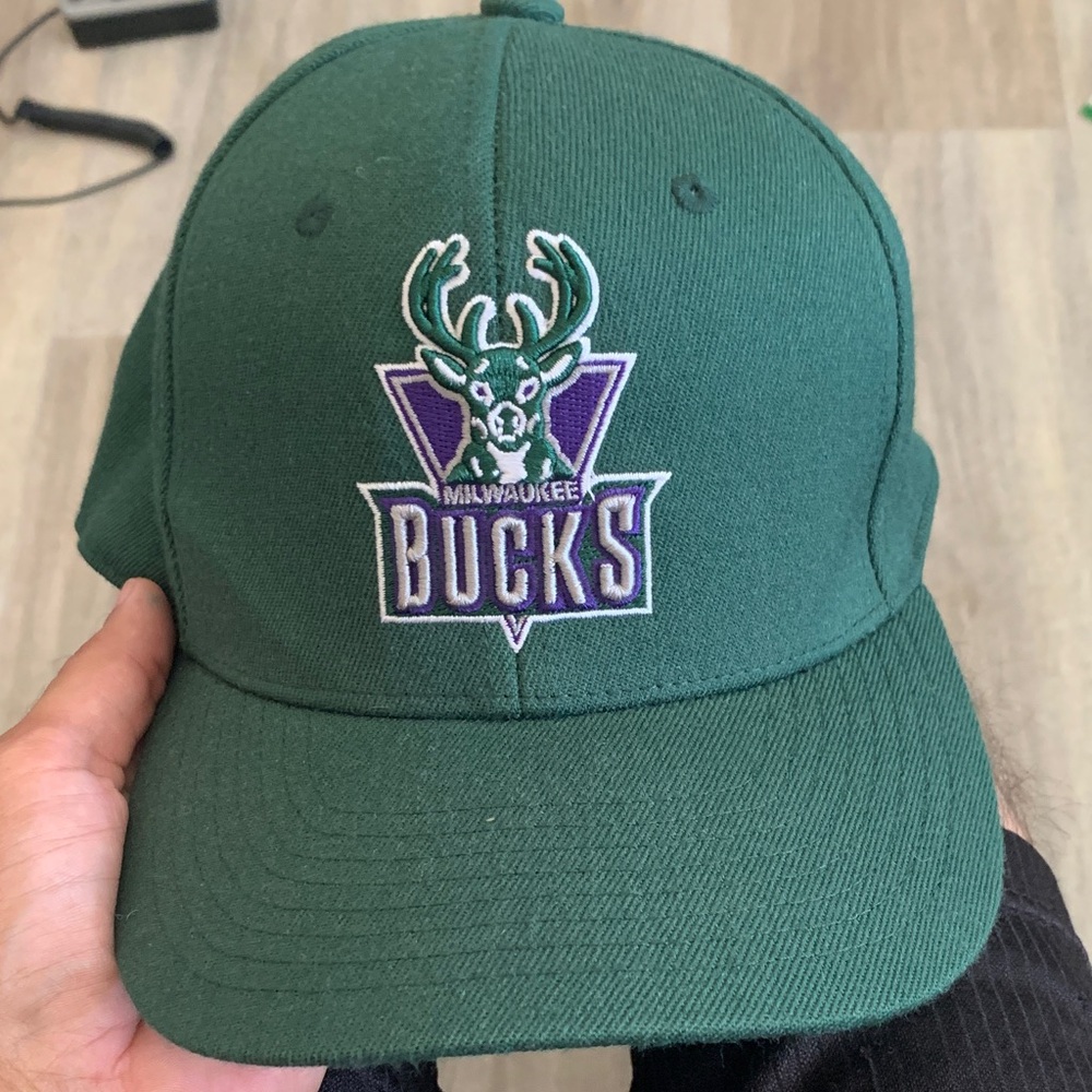 Mitchell & Ness Green Cap